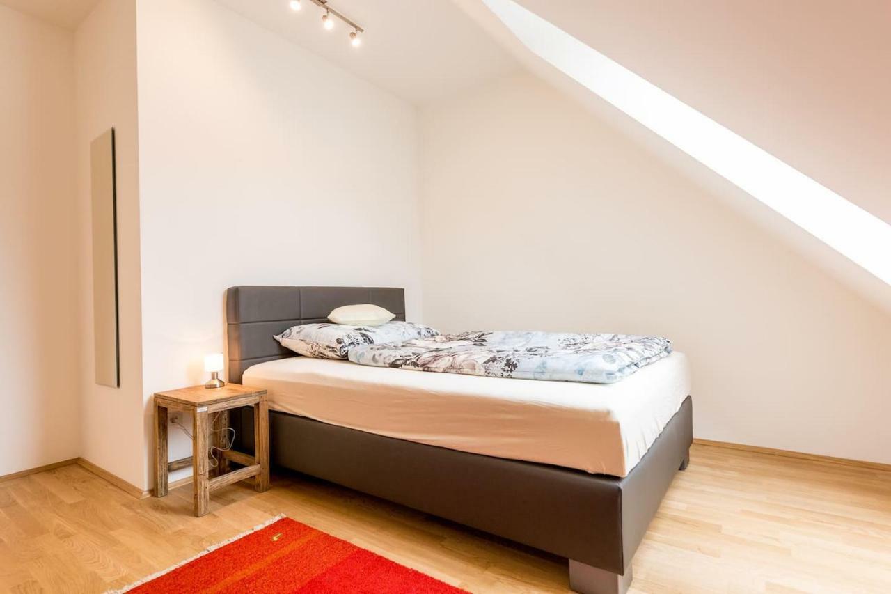 Grosse Dachgeschosswohnung Im Herzen Von Graz Extérieur photo